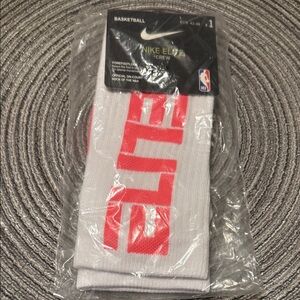 Nike Elite White and pink Basketball Crew Socks